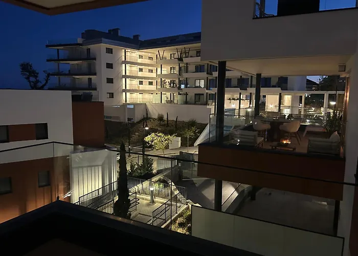 Apartment Golden Dreams Of *