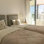 Golden Dreams Of Daire Fuengirola